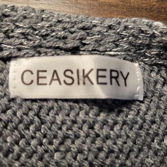 Ceasikery Asymmetrical Fringe Hem Faux‎ Wrap Sweater Womens Size M Pullover Gray - Picture 4 of 12